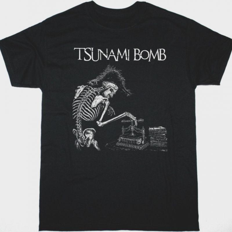 Tsunami Bomb The Spine That Binds Black T-Shirt XL