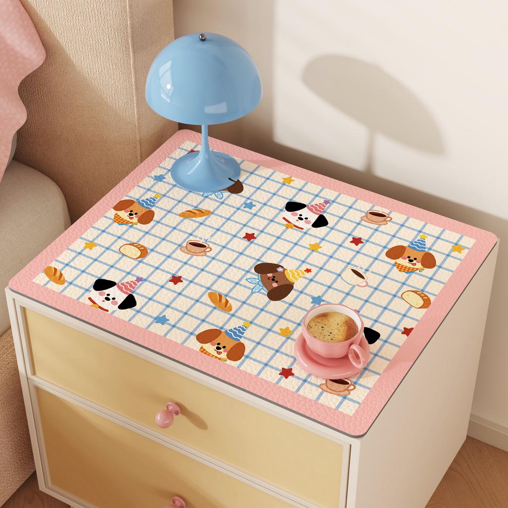 Vintage Oil Painting Garden Cat Nightstand Mat Green Fruit Floral Print Waterproof Heat Resistant Dresser Top Pad Rug
