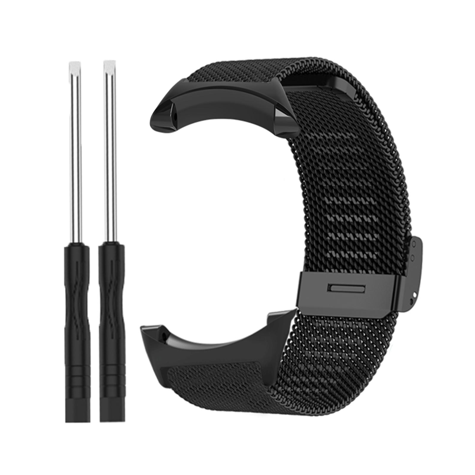 Ремень из металлической сетки шириной 22 мм.