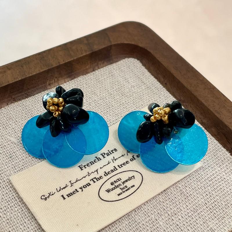 Vintage Blue Glass Bow Earrings - Retro Design Ornament