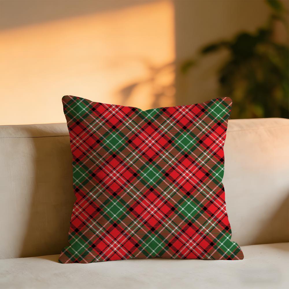 Christmas Reindeer Cushion Cover Cozy Velvet Throw PillowSoft Warm Cushion For Sofa Bed