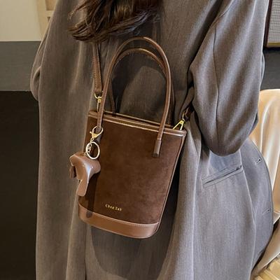 Bucket Bag New Fashion Women's Bag Versatile Fashion Messenger Bag Retro Shoulder Handbag Luggage