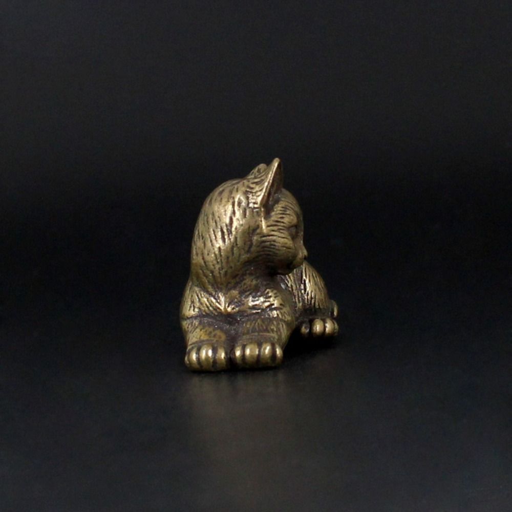 Cute Animal Figurines Retro Tea Pet Desktop Ornament Small Cat Metal Statue Desk