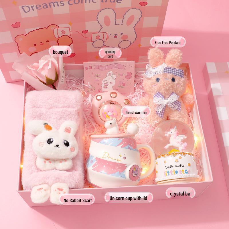 Winter Gift Box for 10-Year-Old Girls: Warm and Practical Birthday Present for Kindergarten and Primary School Students