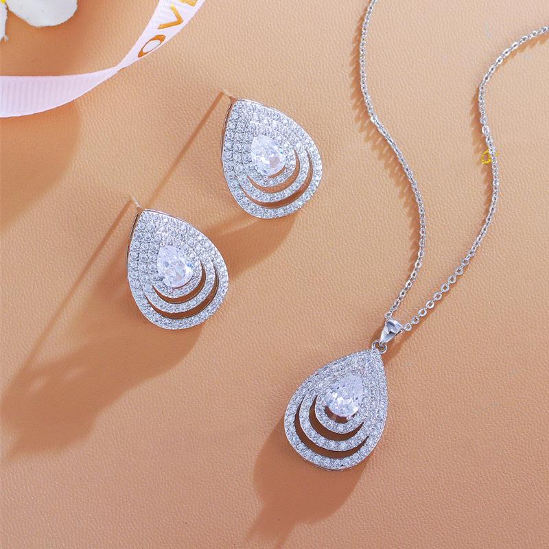 Sapphire Drop Stud Earrings Necklace Set, Slightly Inlaid Zircon Hollow Pear-Shaped Chain Set.