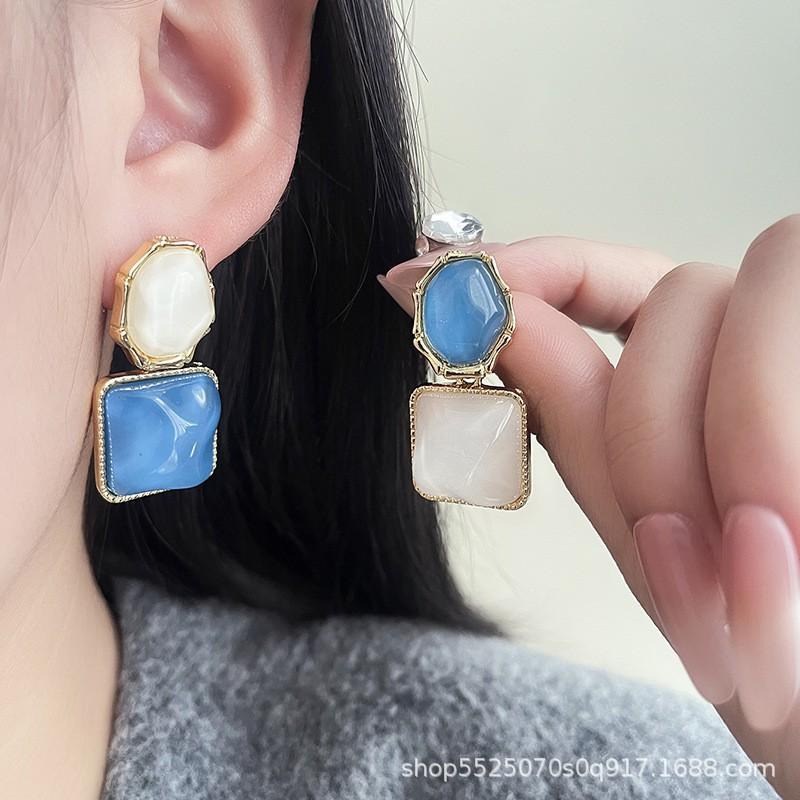 Irregular Geometric Blue And White Stud Earrings Are White, Fresh, Niche Design, Unique Earrings, Exaggerated Temperament Earrings