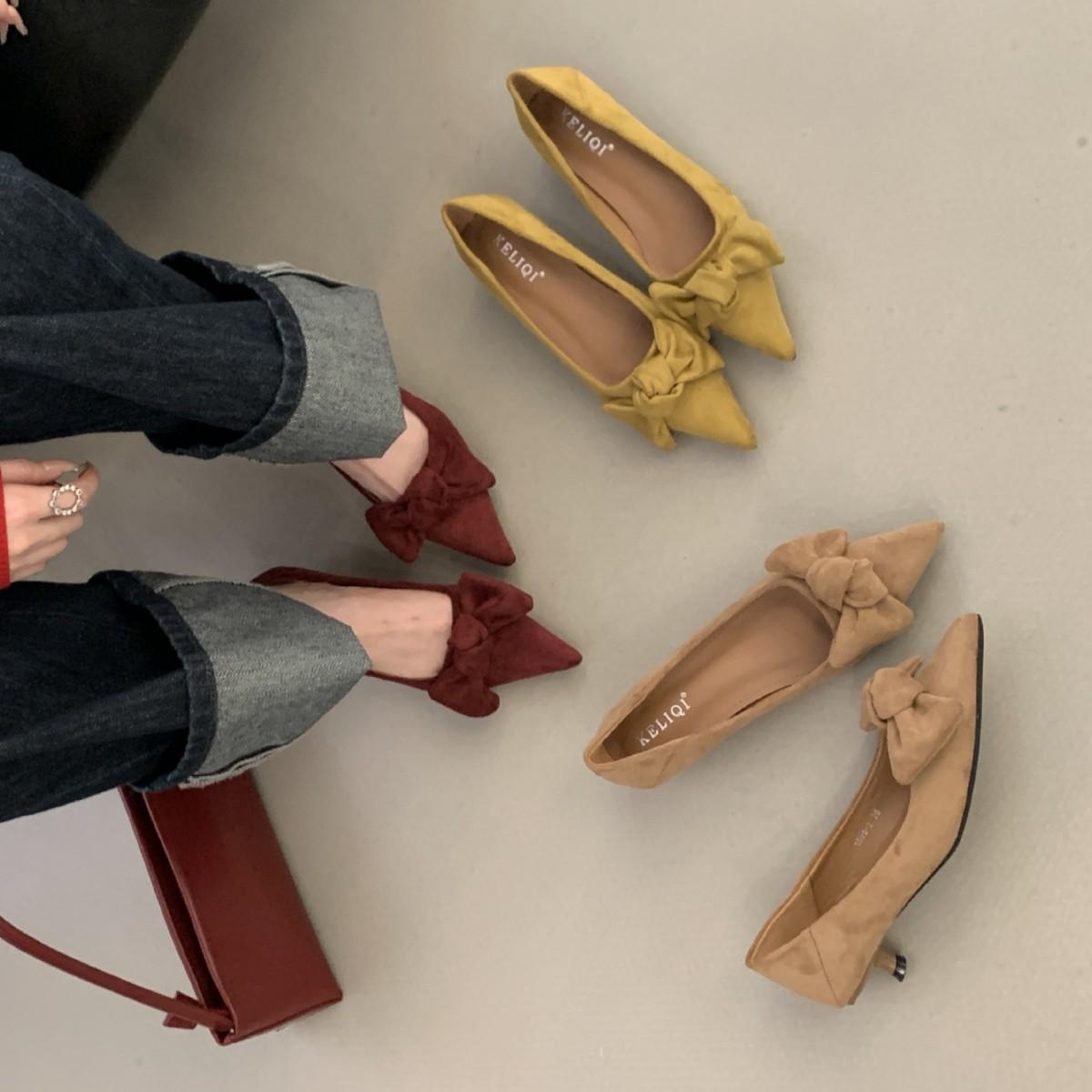 

2025 new autumn light mouth suede bow cover foot commuting soft leather work women s single shoes 39 жёлтый