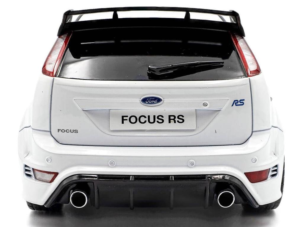 SOLIDO Méretarányos Kész Modell Ford Focus RS 2009 S1813102 1/18 Mk.2 (fehér)