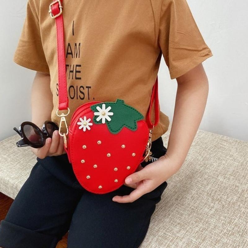 New Korean-style Children's Bag - Cute Little Girl Crossbody Bag with Adorable Strawberry Accessories