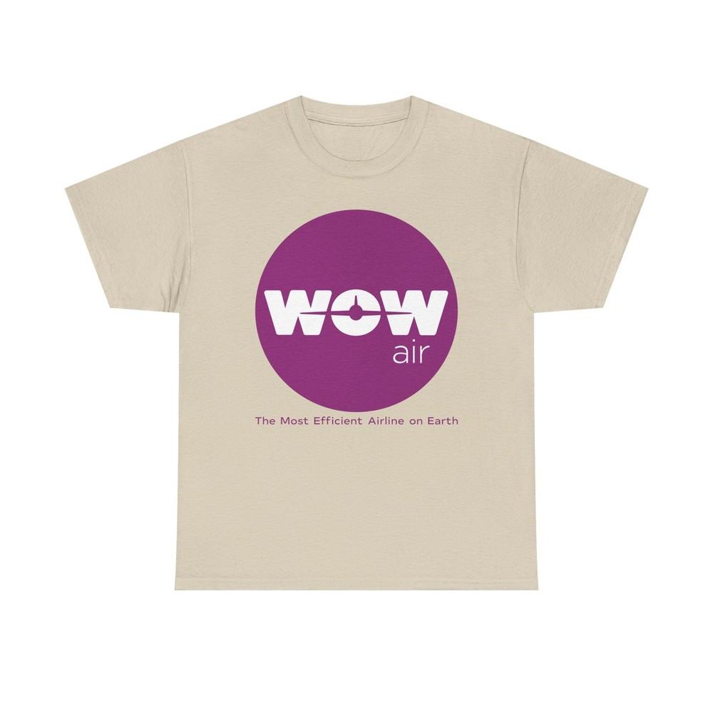 

WOW Air Purple Logo Iceland Budget Airline Defunct Memorabilia T-shirt S
