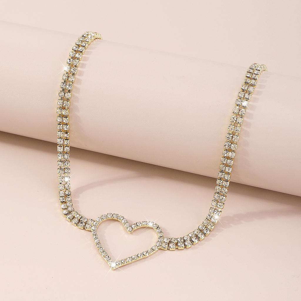 Women European Minimalist Light Luxury Design Clavicle Choker Full Rhinestone Heart Sweet Personality Necklace For Women