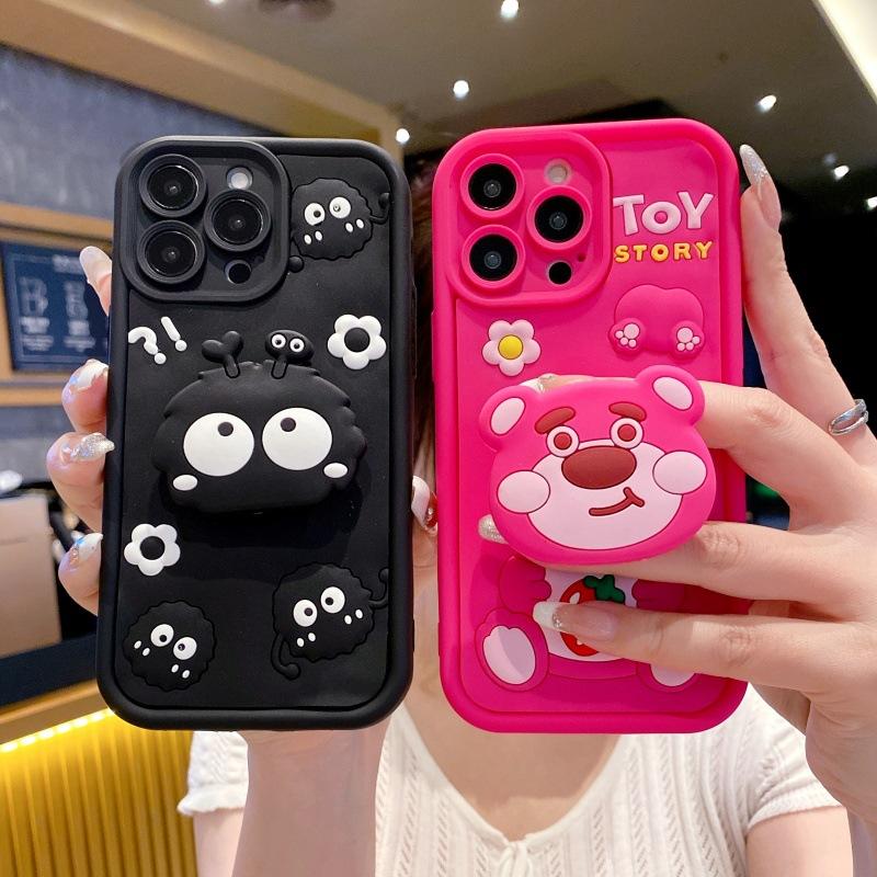 Applicable to Samsung A06 strawberry bear three-dimensional silicone sticker cartoon mobile phone case S25 A17 coal ball bracket cover