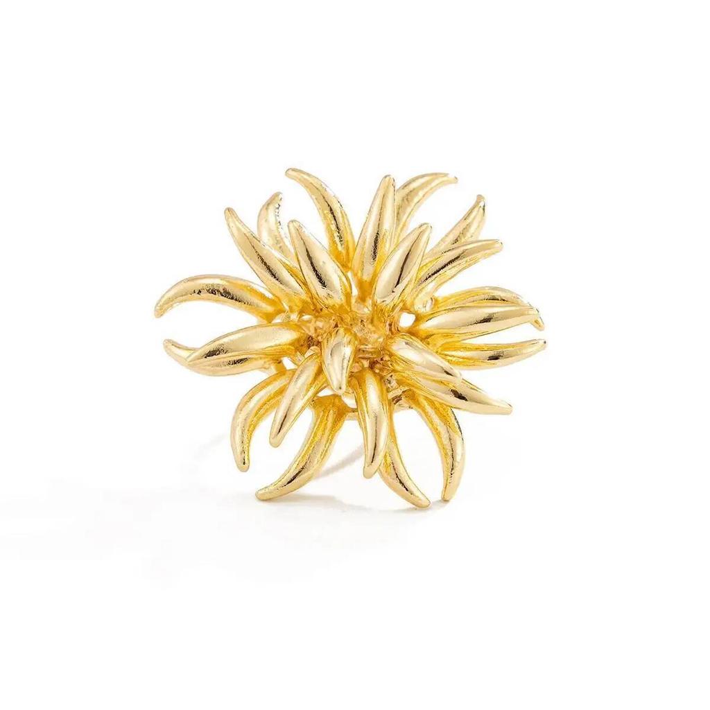 IngeSight.Z Vintage Gold Color Hollow Out Flower Ring for Women Creative Chic Geometry Metal Knuckle Rings Wedding Party Jewelry