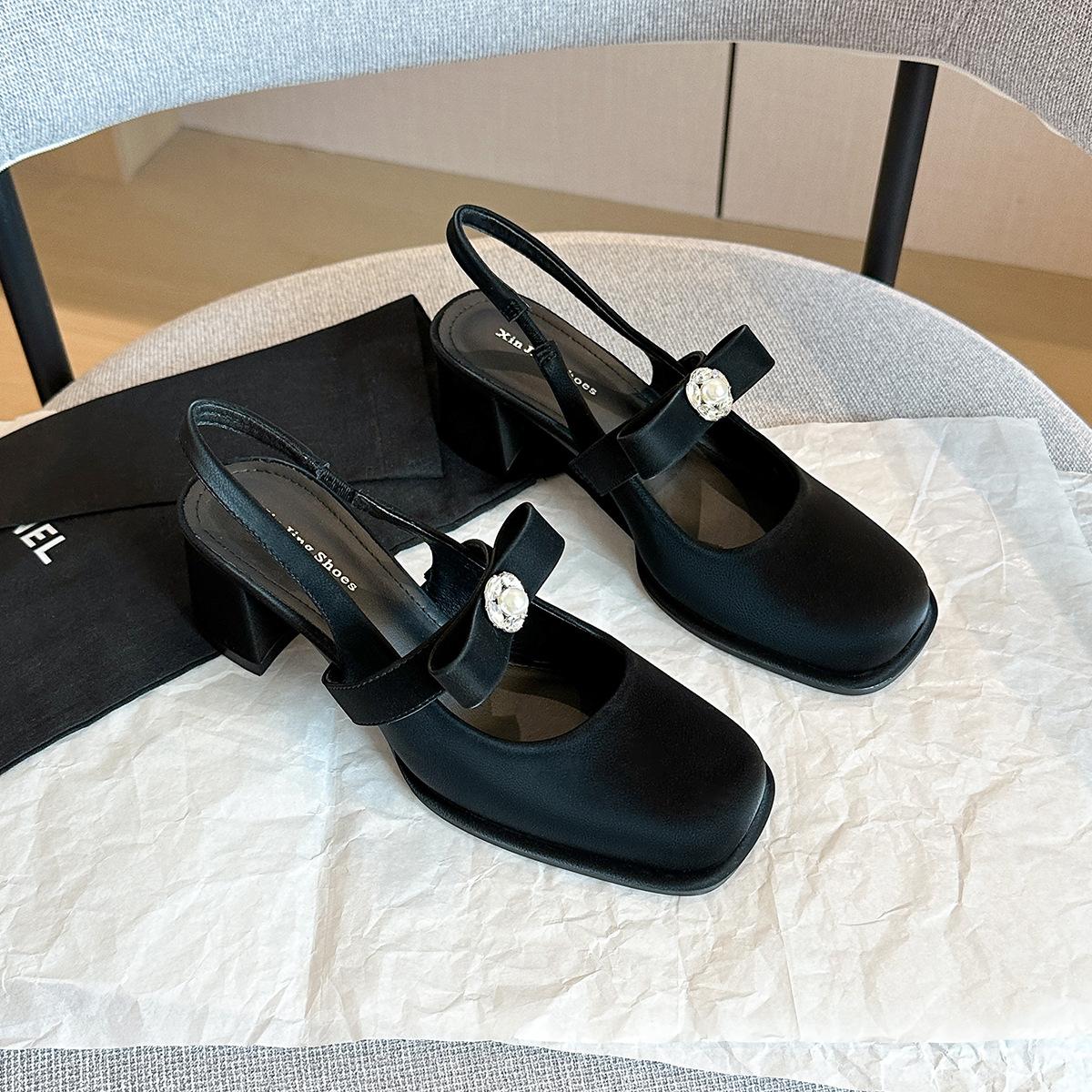 

E9-7 Xiaoxiangfeng bow square head middle heel single shoes new fashion rear strap thick heel single shoes commuter women s shoes 35