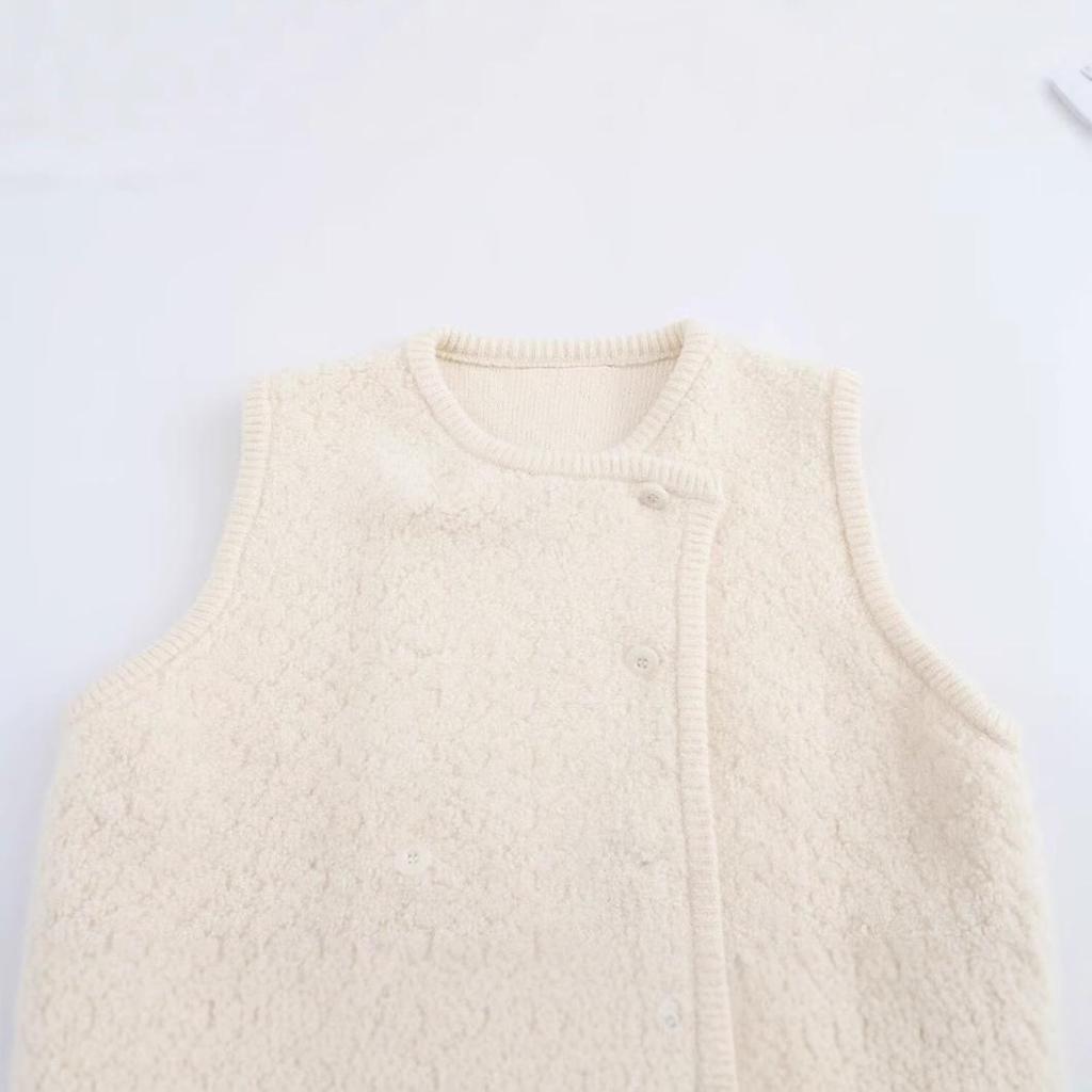 2025 Spring Women's European & American Fashion Double-Breasted Round Neck Sleeveless Knit Vest