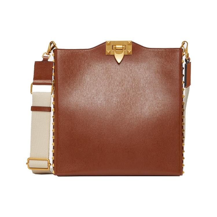 

New Valentino Rockstud Alcove Calfskin Portable Crossbody Bag, Shoulder Bag Unisex Tan XY2B0-B42GFA-L94 25.9*3.0*26.9CM