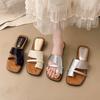 Ladies Retro Low Heel Toe Post Slippers Women Summer Outdoor Wear 2025 New Korean Version Match Skirts Roman Beach Cool Slippers