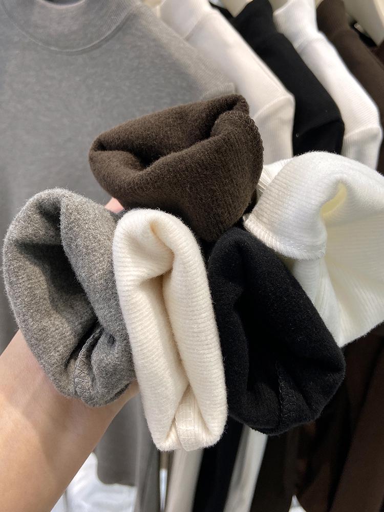 Autumn/Winter 2025 Women's Ribbed Half-High Neck Velvet-Lined Base Layer Shirt with Stand Collar