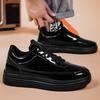 Glossy trendy personalized low-top board shoes, new large-size thick-soled wear-resistant youth sports and leisure men's shoes in autumn and winter