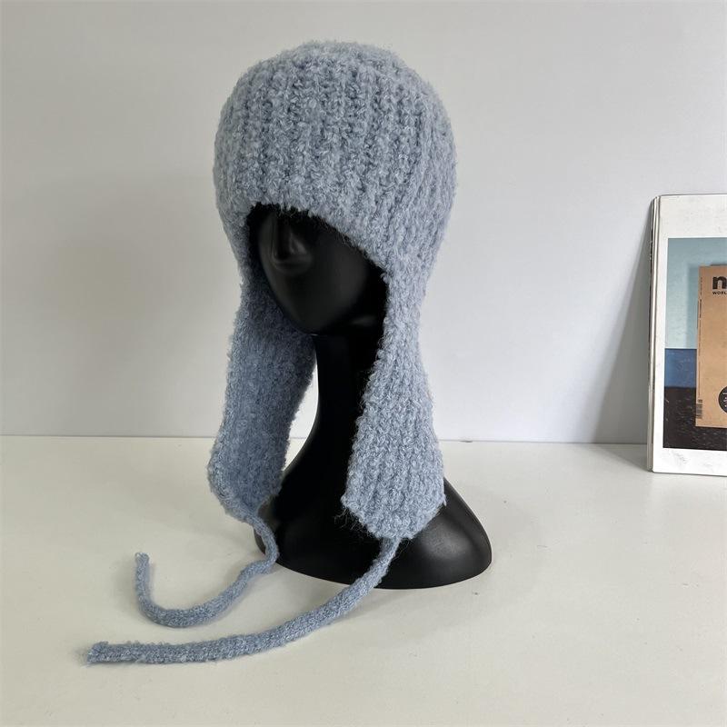 Girls are sweet and cute flying hats, autumn and winter cold-proof ear protectors, wool hats, retro solid color Lei Feng hats show small face