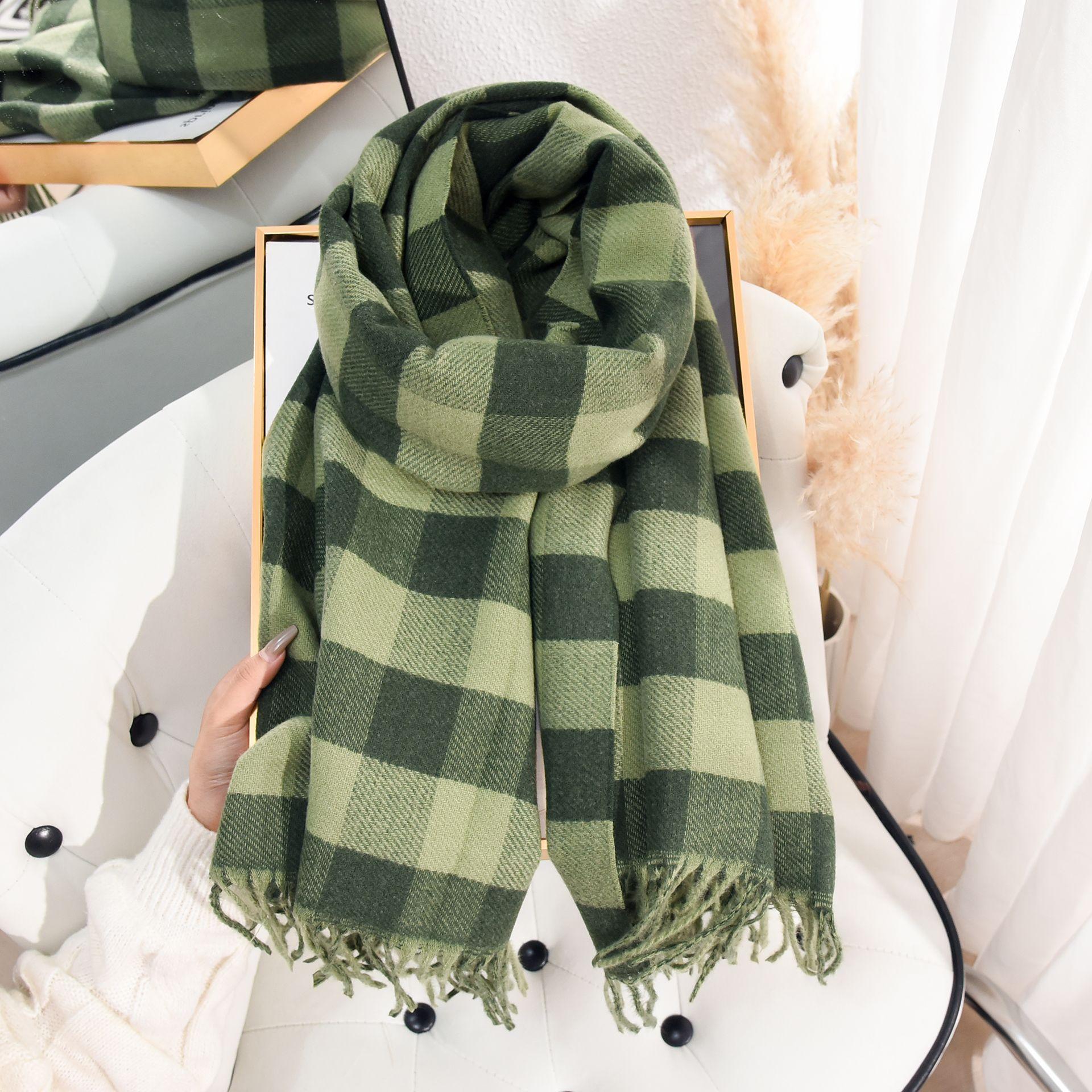 

Премиальный кашемировый клетчатый шарф в британском стиле, теплая внешняя шаль для японских и корейских женщин, простой трендовый шарф 65*180 зелёный