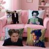 Acteur Hugh Grant Housse de Coussin Ensemble de Housses de Coussin 4 Pièces 50x50 45x45 40x40 Taie d'Oreiller Décorative Canapé Décoration de Maison