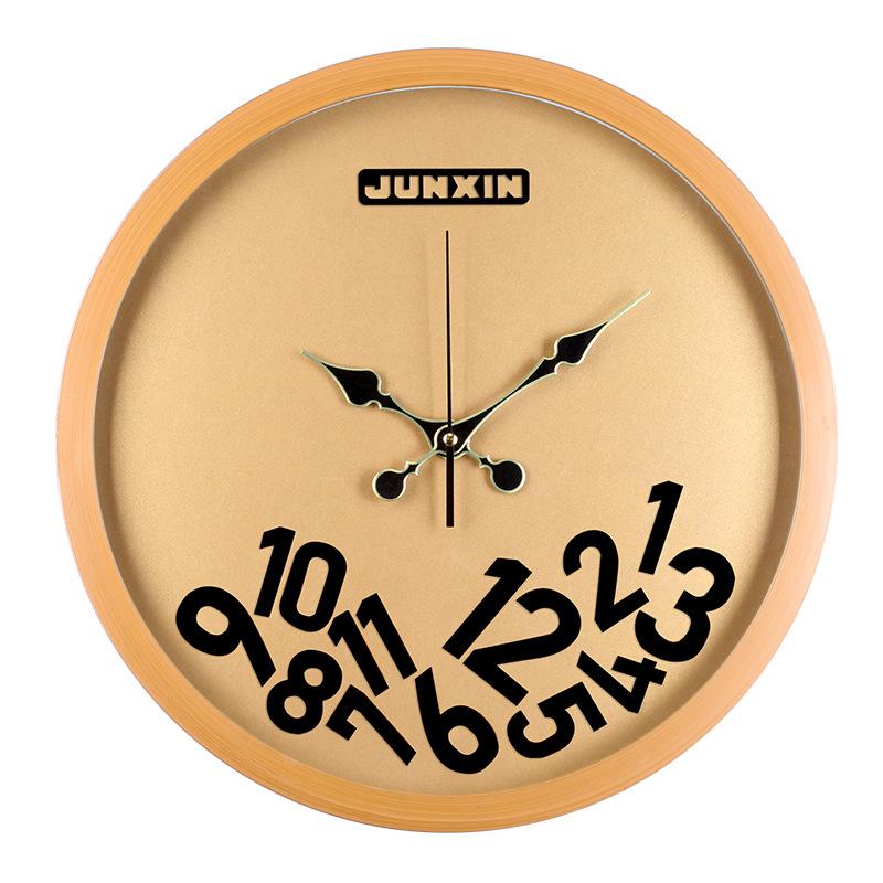 New Wood Grain Light Luxury Wall Clock Living Room Bedroom Silent Clock Personalized Creative Decoration Restaurant Clock