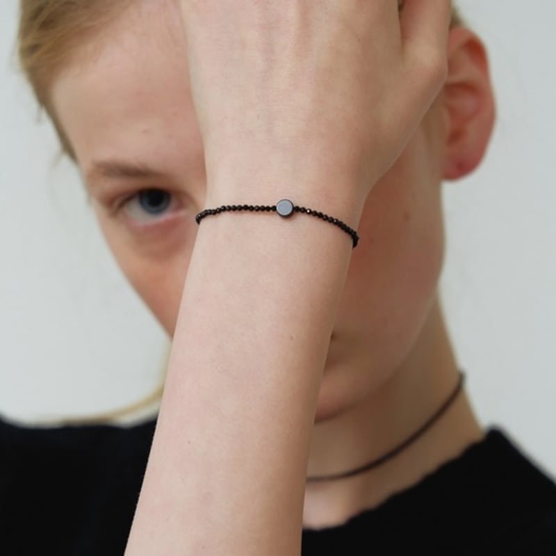 AIME-MOI MONSTRE Bracelet Spinelle Noir