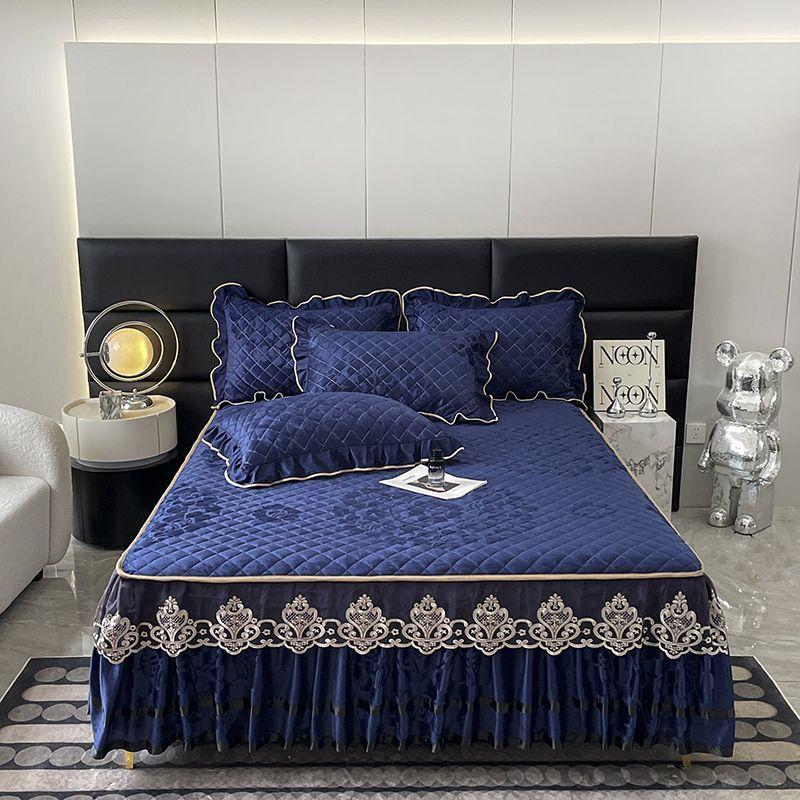 Lace Quilted Crystal Velvet Bed Skirt Three-piece Set for Autumn and Winter Warmth Coral Bed Cover Thickened Fleece Bed Cover Protection Cover Bedding