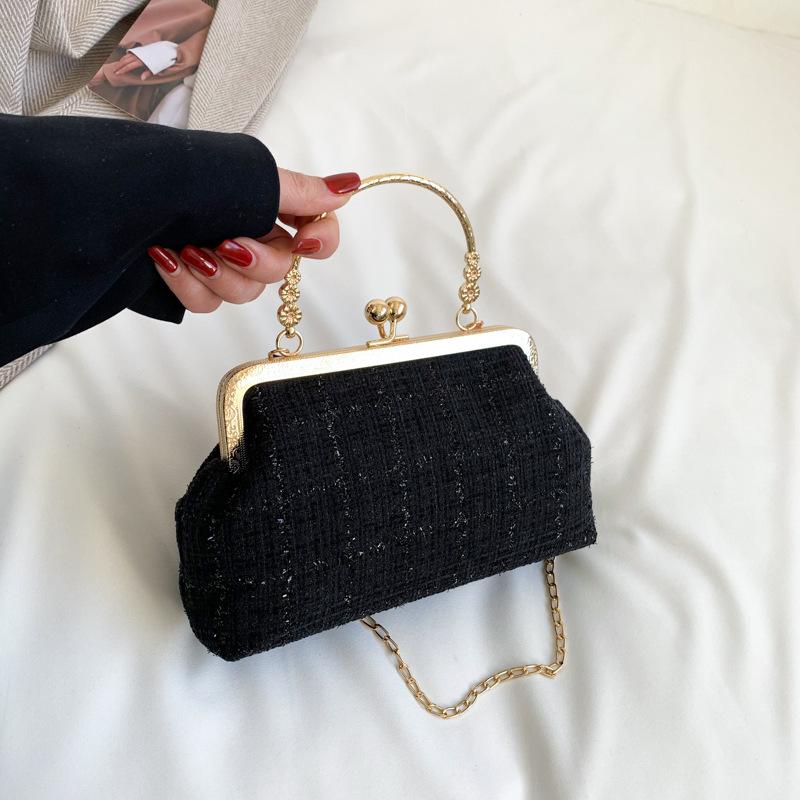 Fashion Chain Bag Women's 2025 Spring New Retro Simple Shoulder Shell Bag Casual Messenger Bag Women's Bag