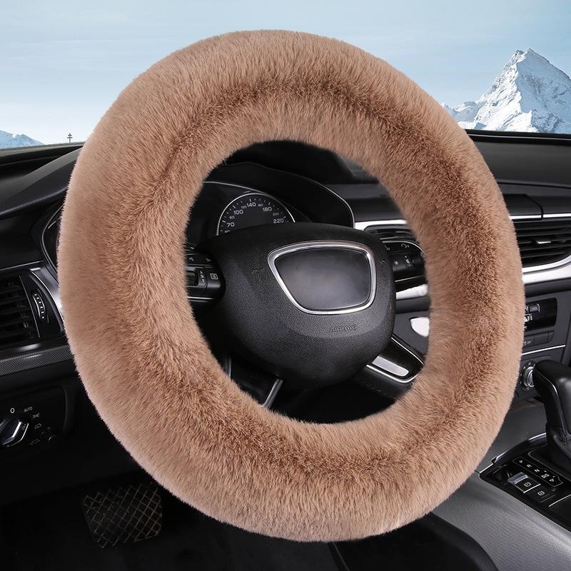 Luxurious Long-Haired Plush Steering Wheel Cover, No Inner Ring, Washable Rubber - Cozy & Warm Grip for Winter Car Comfort