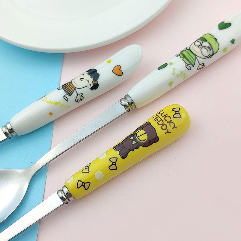 Newborn Baby Cerc Spoon Feeding Utensils 304 Stainl Steel Baby Food Puree Water Milk Poer Small round Spoon Cutlery