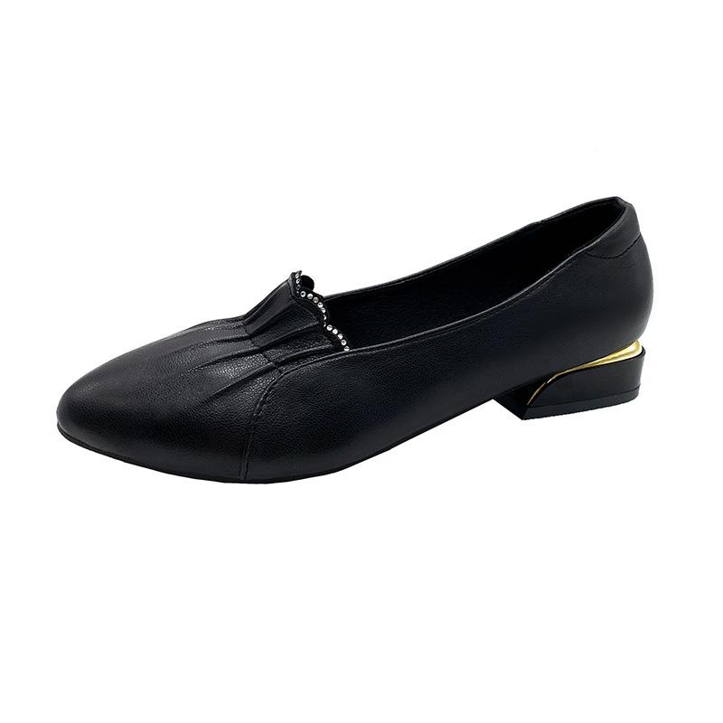 Pointed single shoes women s spring and autumn new lotus leaf edge soft sole fashion shallow mouth work shoes women 35 чёрный 3939₽