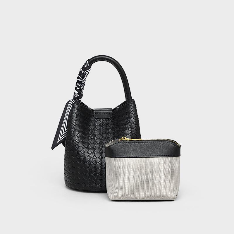 Bucket Bag for Women 2025 New Crossbody Small Bag Fashion Versatile High-end Woven Handbag Tote Bag