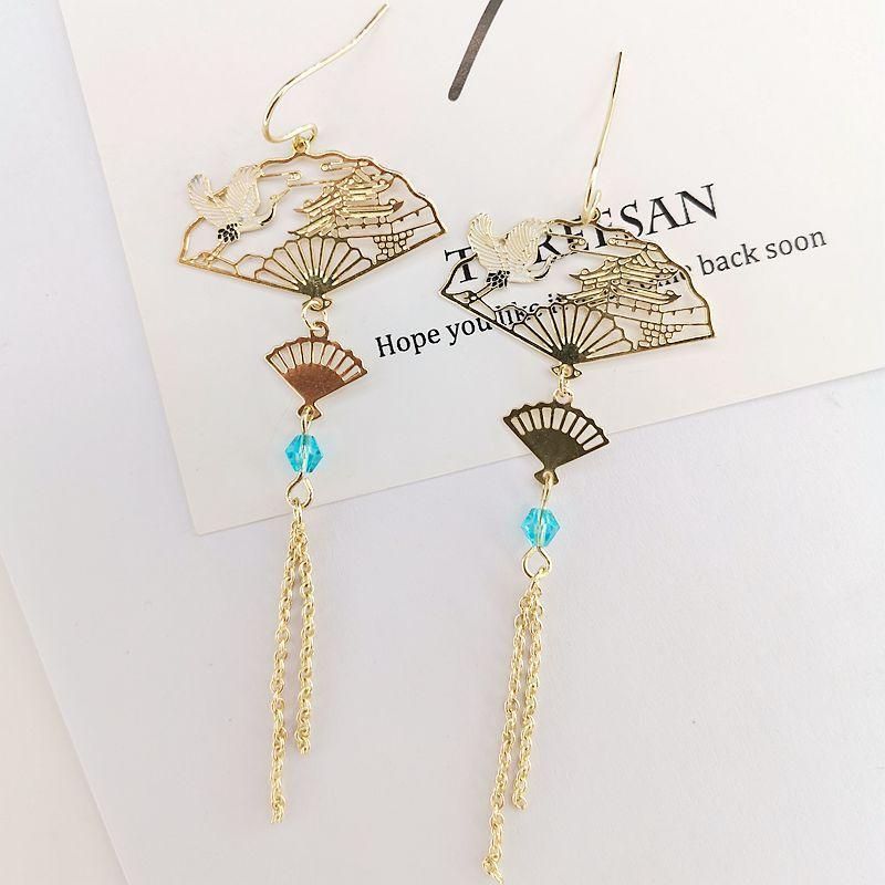 Vintage Chinese Style Flower Fan Earrings for Women Cute Asymmetrical Crane Cat Drop Earring Girls Party Daily Fashion Jewelry