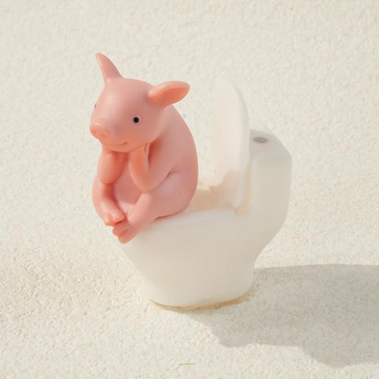 Creative Gift for Friends 2Pcs Resin Meditation Pig And Frog Figurines, Funny Toilet Animal Ornament Desktop Figurines Bookshelf Decor, Humorous