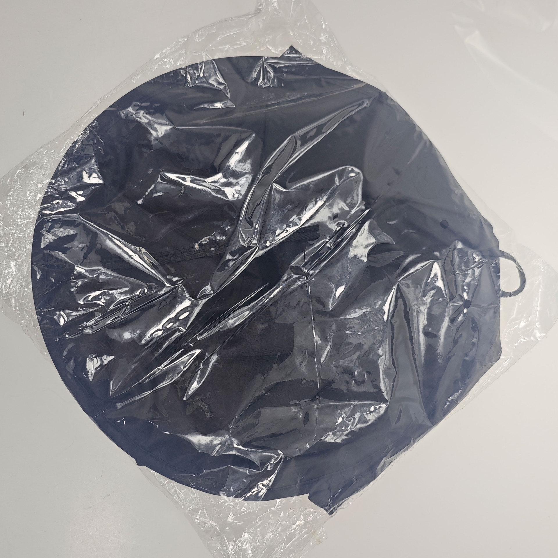 

Серебристый парикмахерский пеньюар для взрослых и детей - Накидка для стрижки и окрашивания волос чёрный