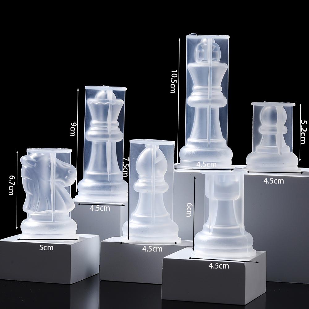 DIY Chess Piece Crystal Epoxy Resin Mold Queen King Three-Dimensional Chess Silicone Mold for Epoxy Resin Mould Crafts