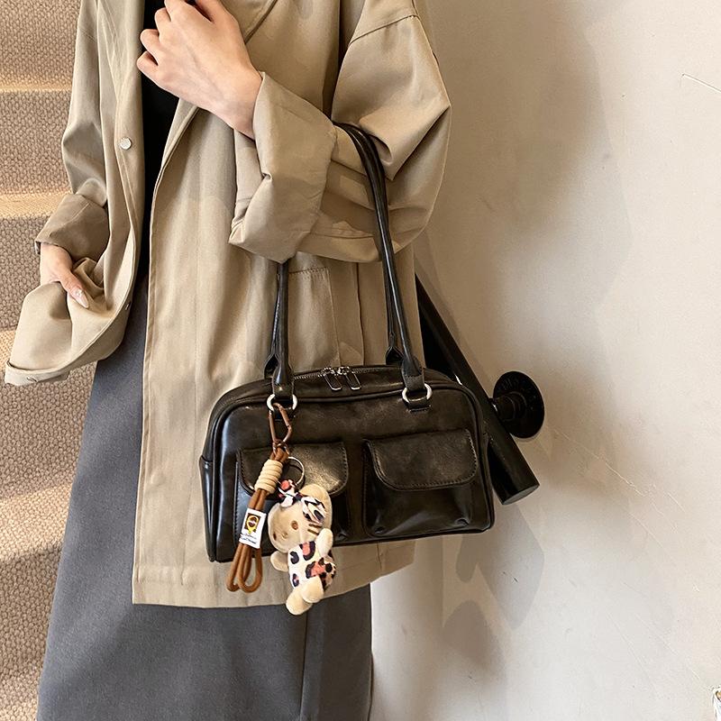 Retro Fashion Hand Carry Tote Bag Women'S Autumn Tide Large Capacity Shoulder Bag Premium Feeling Armpit Bag