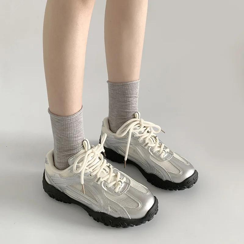 Tennis Lace-Up Hike Shoes Sneakers Cross-Tied Comfort Casual Flats Shoes Woman High Quality Sport Shoes Female Sneakers