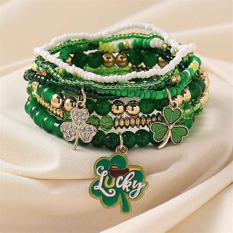 St.Patrick's Day Bracelets for Women Men Mutilayered Lucky Shamrock Charm Bracelet Green Leaf Hat Beaded Holiday Bracelet Irish Festival Party Jewelry