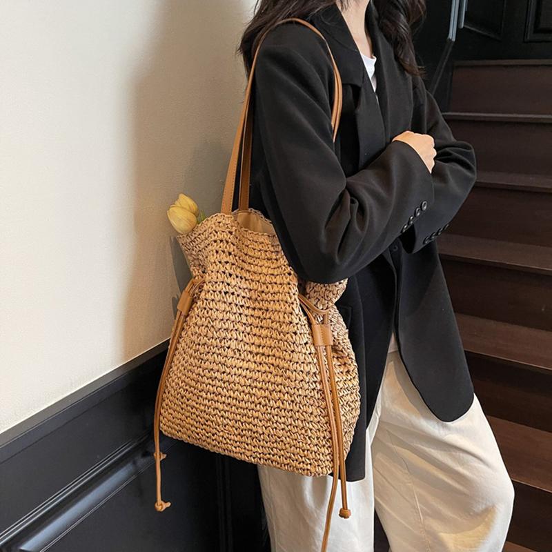 Yogodlns Dámská slaměná kabelka do podpaží Jednobarevná plisovaná kabelka Velká kapacita Módní taška přes rameno Cestovní nákupní plážová taška