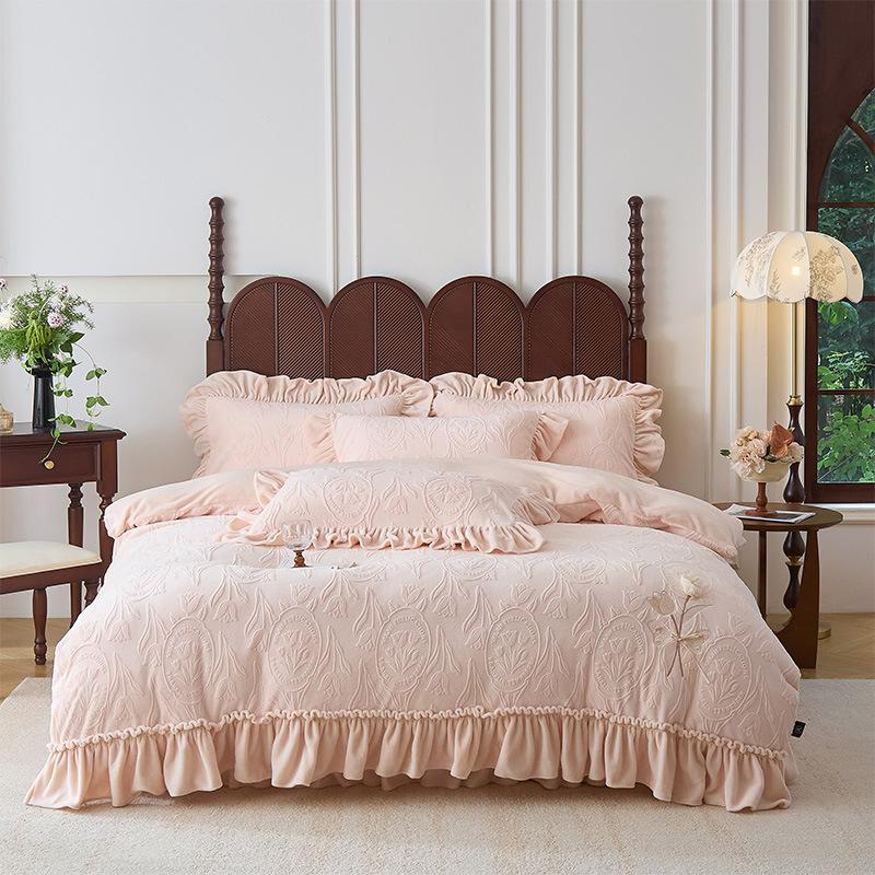 

Утолщенный Молочный Флис Покрывало для Кровати Процесс Вышивки Гравировкой Набор из Четырех Предметов - Тюльпан 1.8m cover 4pc