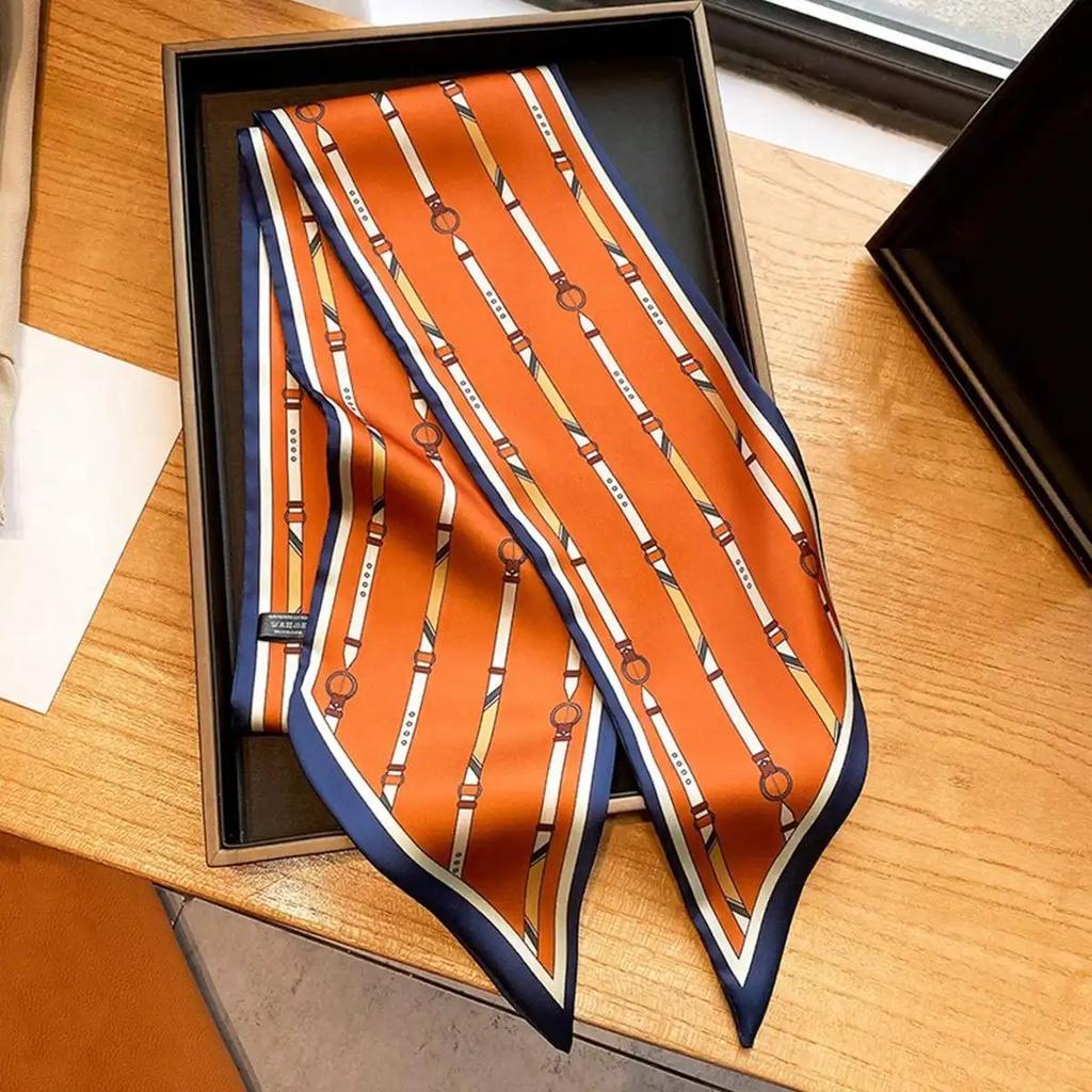 Belt Print Silk Scarf Fashionable Neckerchief Ideal For Going Out & Dressing Up Your Look Bandana,Hair Band,Head Band