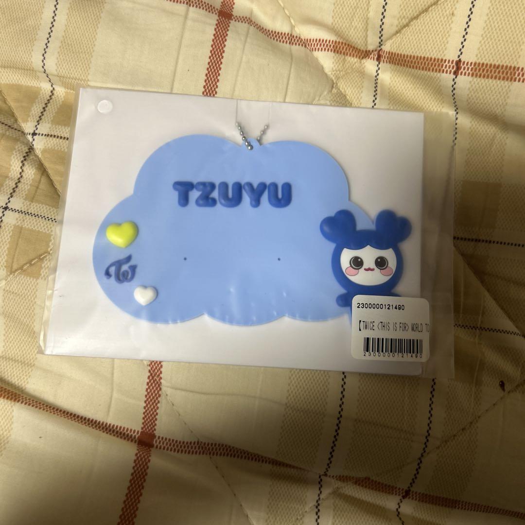 

[USED] Twice name tag