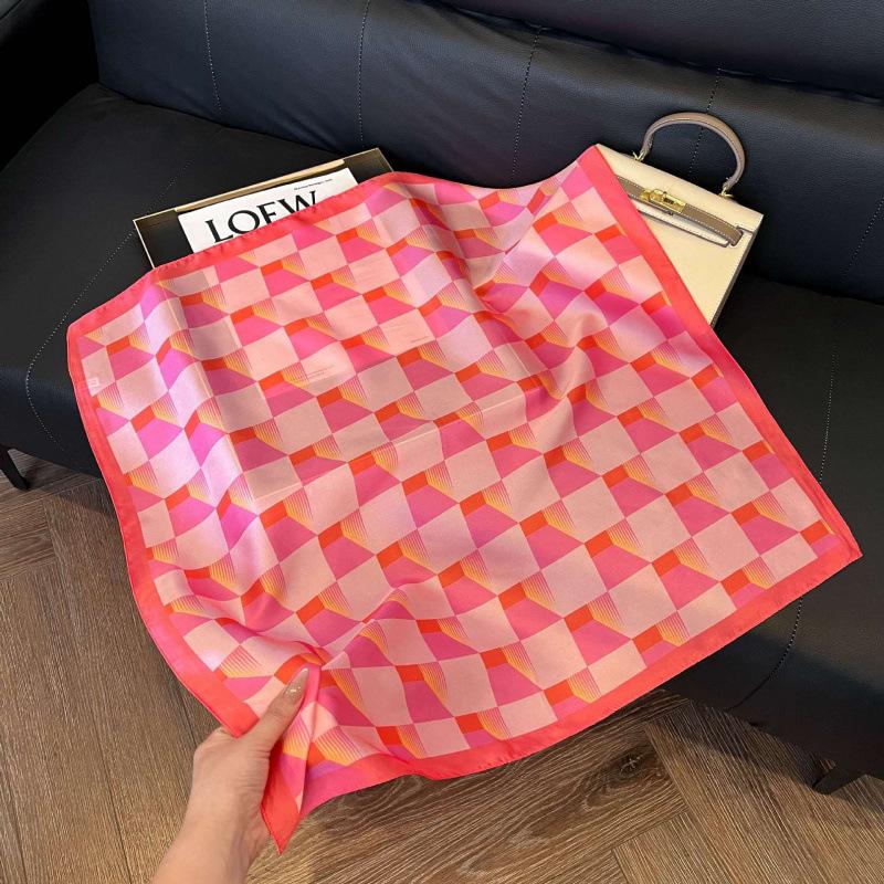 New 71 * 71cm Korean version small square scarf women's silk scarf spring and summer thin sunscreen scarf neck protection tied bag headband scarf
