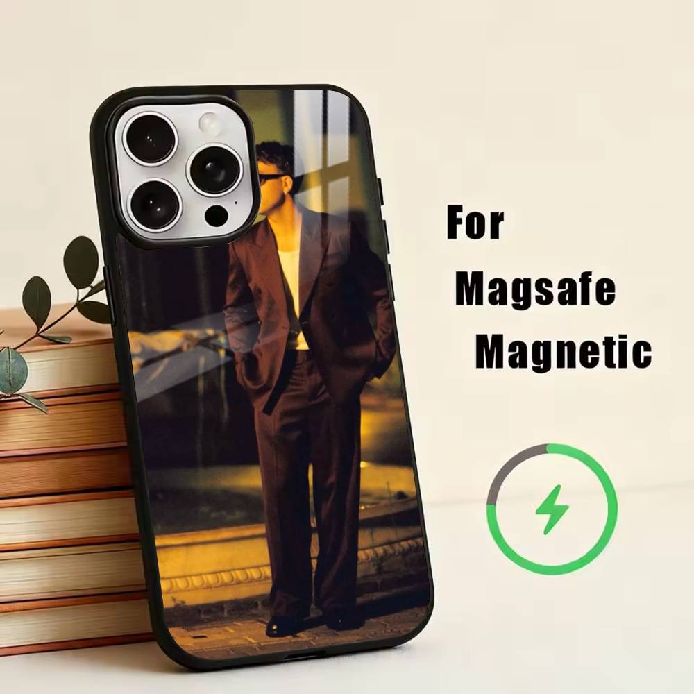 Singer Q-Quevedo  Phone Case For iPhone17,16,15,14,13,12,11 Plus,Pro Magnetic For Magsafe Wireless Charging