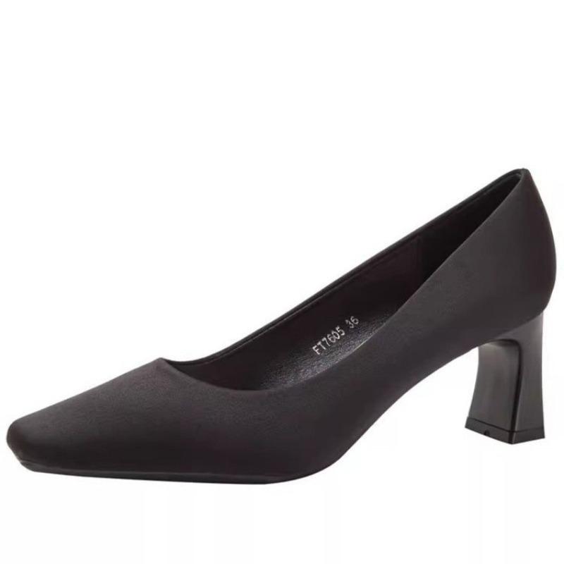 High Heels Femininity Socialite Autumn New Niche Design Thick Heel Nude Satin Commuter Shoes