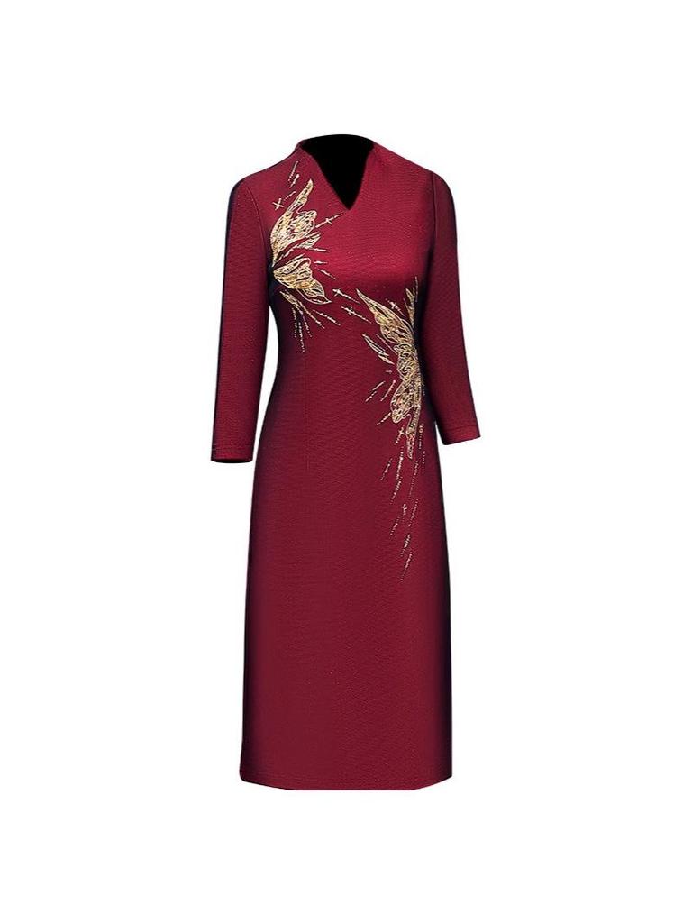 Elegant Autumn 2025 Cheongsam: Mother-of-the-Bride Dress