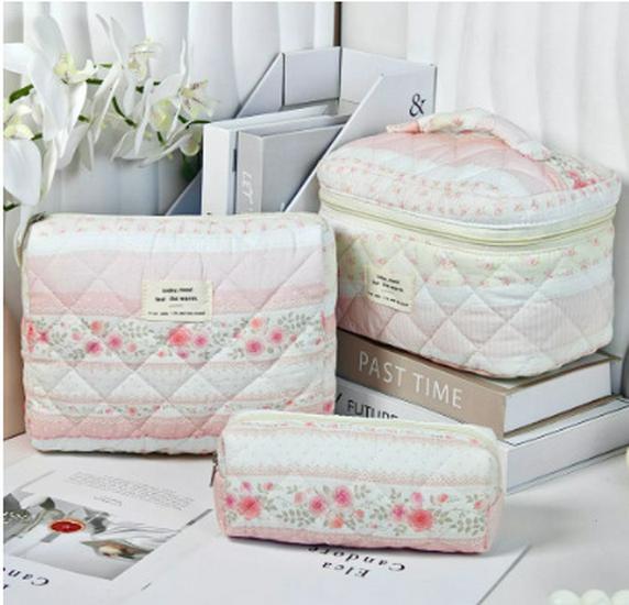 2023 Floral Cute Cotton Makeup & Toiletry Bag - Small, Fresh, Portable Storage Case
